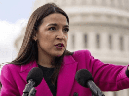 AOC backs congressional stock trading ban as lawmakers push Restore Trust in Congress Act