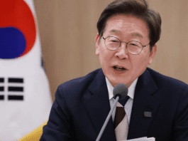 President Lee Jae-myung Urges Strong Probe into KT Hacking Cover-Up