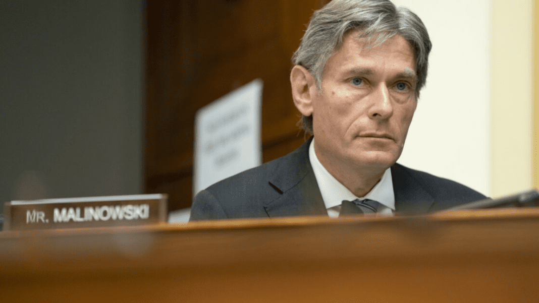 Newsinterpretation Surprise alliance as Tom Malinowski backs rival after AIPAC-backed loss